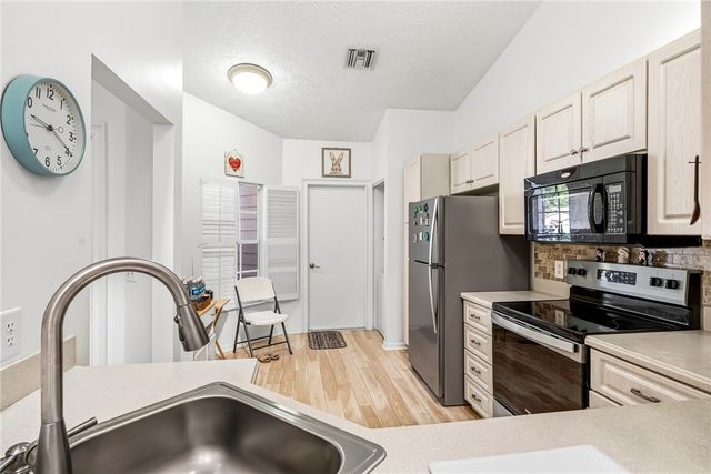 1866 Sixty Oaks Lane, Vero Beach, FL 32966