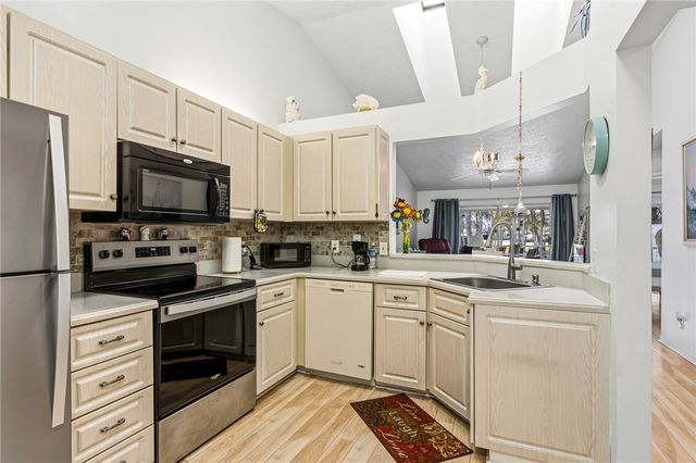 1866 Sixty Oaks Lane, Vero Beach, FL 32966