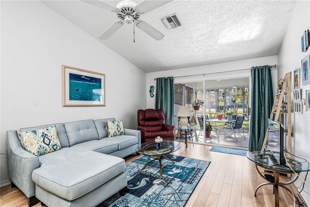 1866 Sixty Oaks Lane, Vero Beach, FL 32966