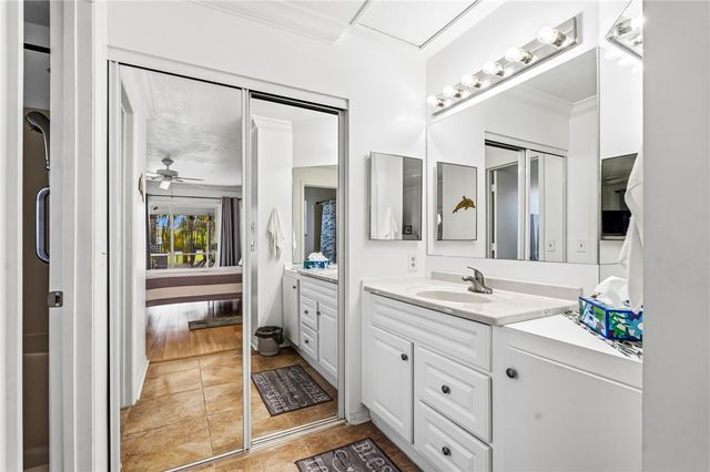 1866 Sixty Oaks Lane, Vero Beach, FL 32966