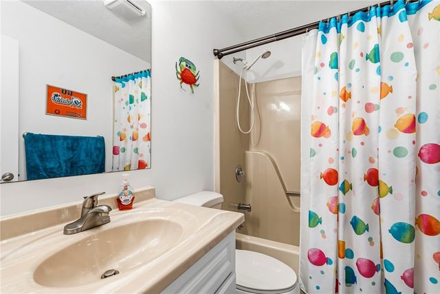 1866 Sixty Oaks Lane, Vero Beach, FL 32966