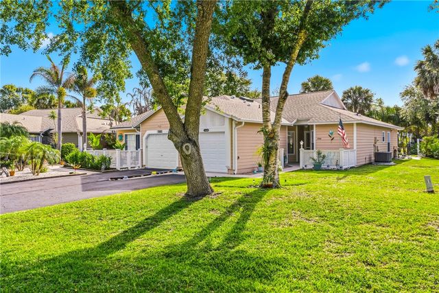 1866 Sixty Oaks Lane, Vero Beach, FL 32966