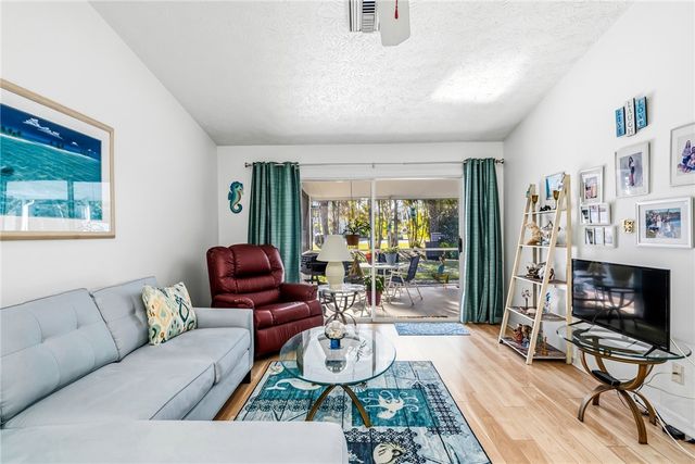 1866 Sixty Oaks Lane, Vero Beach, FL 32966