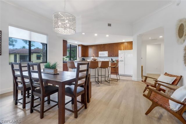 985 Sandpiper ST I204, Naples, FL 34102