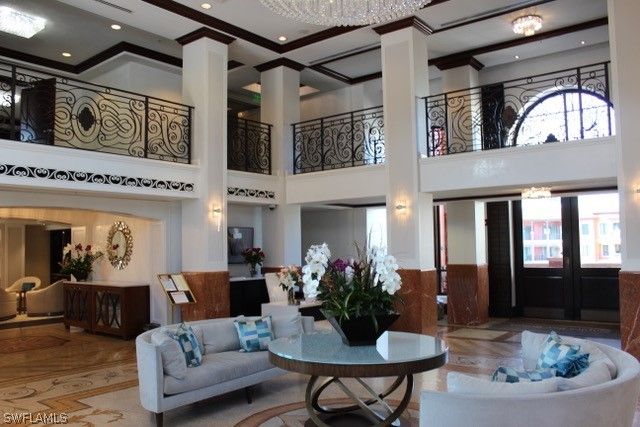 985 Sandpiper ST I204, Naples, FL 34102