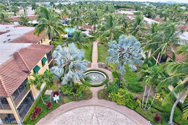 985 Sandpiper ST I204, Naples, FL 34102