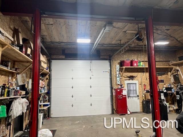 3910 20th Rd Co 426 Road, Gladstone, MI 49837