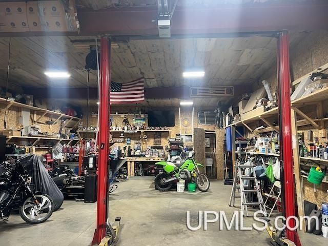 3910 20th Rd Co 426 Road, Gladstone, MI 49837