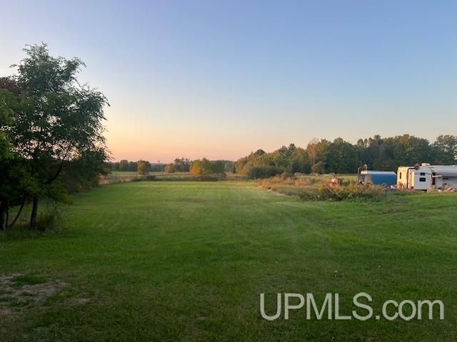 3910 20th Rd Co 426 Road, Gladstone, MI 49837