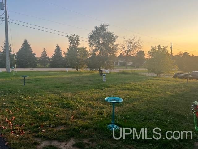 3910 20th Rd Co 426 Road, Gladstone, MI 49837