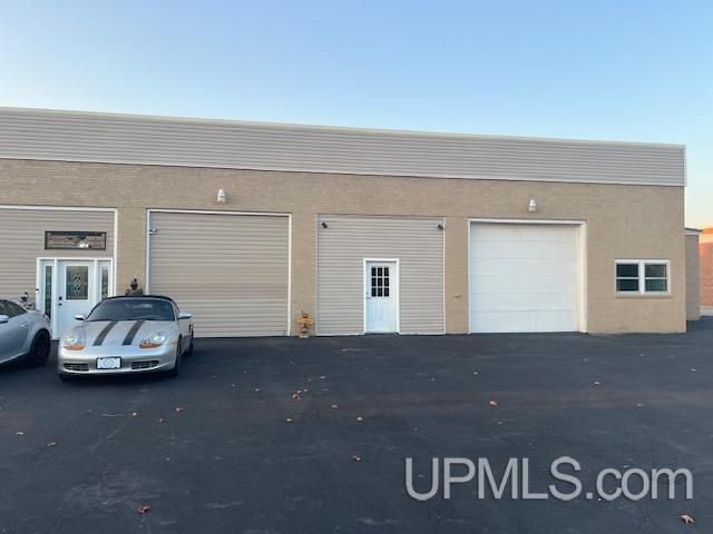 3910 20th Rd Co 426 Road, Gladstone, MI 49837