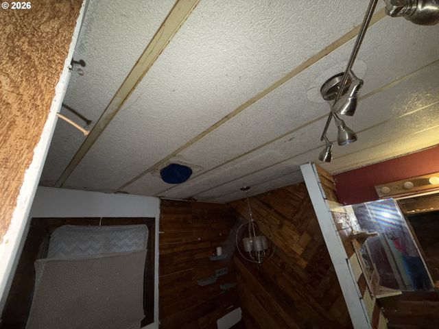 17615 BROWN DEER Ln, Brookings, OR 97415