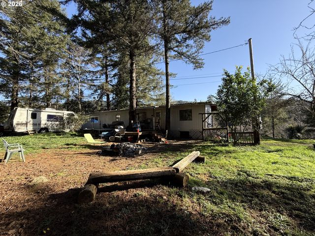 17615 BROWN DEER Ln, Brookings, OR 97415