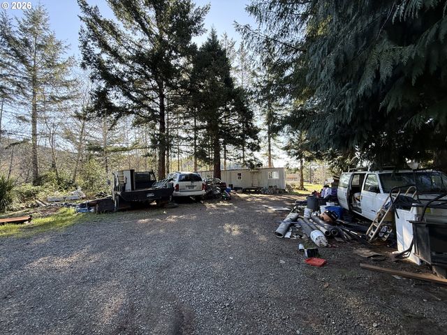 17615 BROWN DEER Ln, Brookings, OR 97415