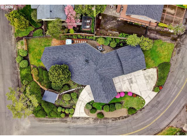 8115 Sw ERNST Rd, Portland, OR 97225
