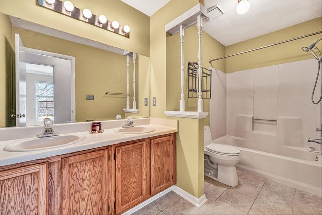 7901 Cedar Edge RD, Roanoke, VA 24018