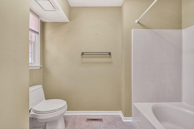 7901 Cedar Edge RD, Roanoke, VA 24018