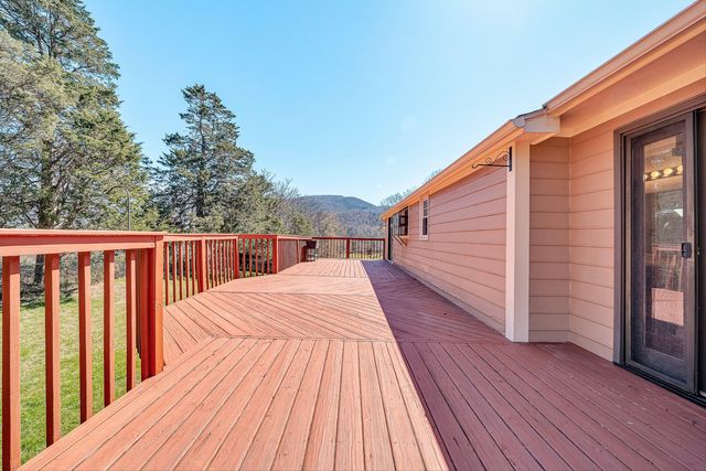 7901 Cedar Edge RD, Roanoke, VA 24018