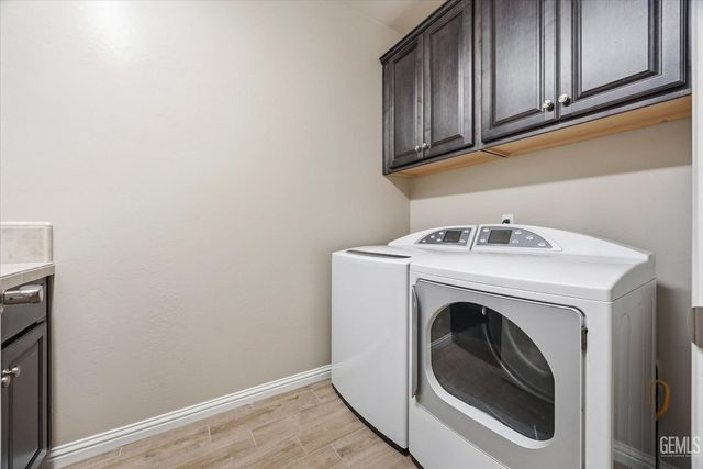 13710 Pixton Avenue, Bakersfield, CA 93311