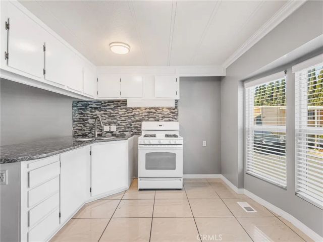 8111 Stanford 138, Garden Grove, CA 92841