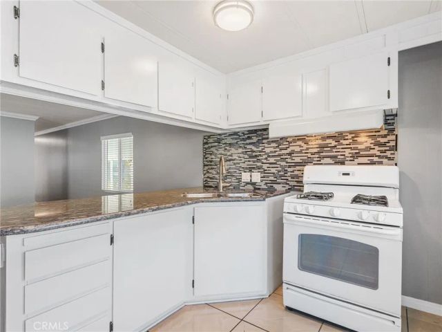 8111 Stanford 138, Garden Grove, CA 92841