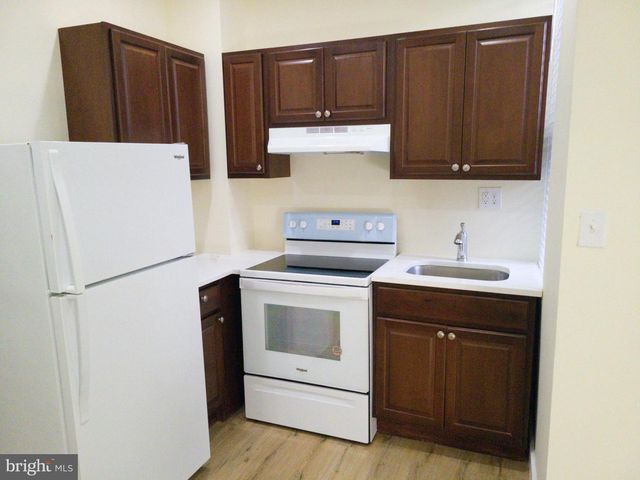 1558 N RANDOLPH ST, Philadelphia, PA 19122