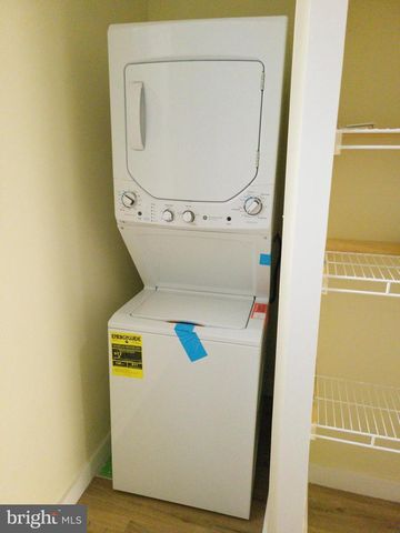 1558 N RANDOLPH ST, Philadelphia, PA 19122