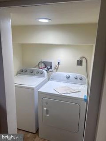 1558 N RANDOLPH ST, Philadelphia, PA 19122