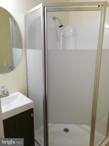 1558 N RANDOLPH ST, Philadelphia, PA 19122