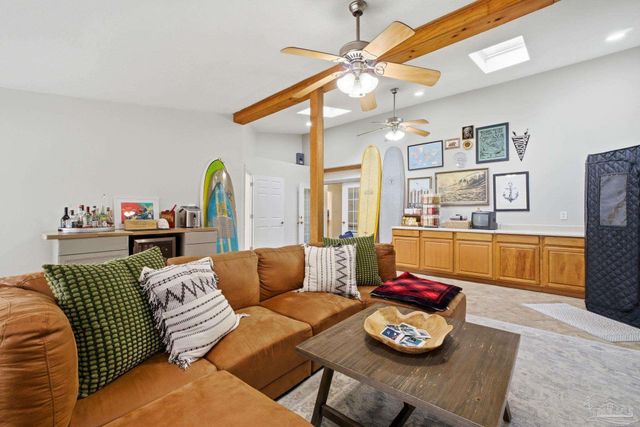 116 S Sunset Blvd, Gulf Breeze, FL 32561