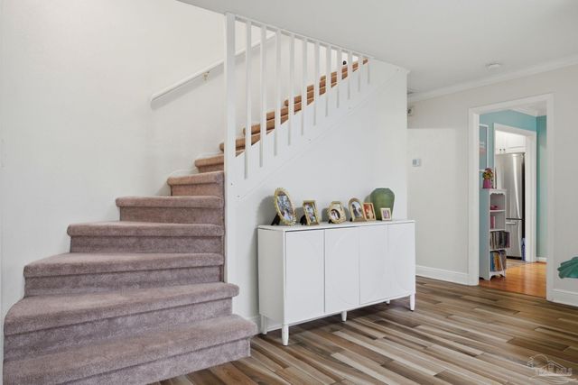 116 S Sunset Blvd, Gulf Breeze, FL 32561