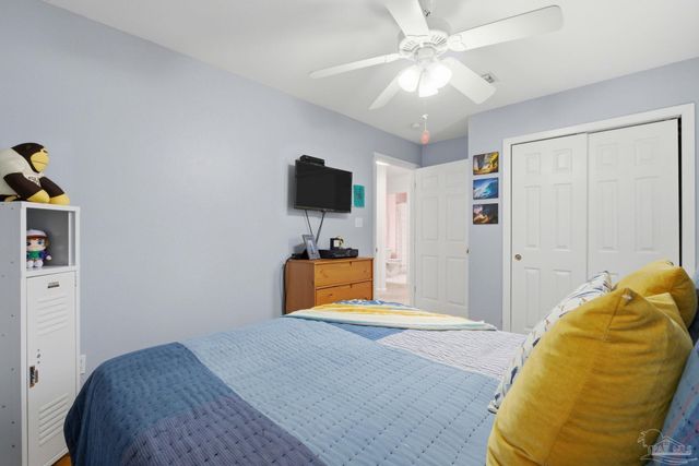 116 S Sunset Blvd, Gulf Breeze, FL 32561