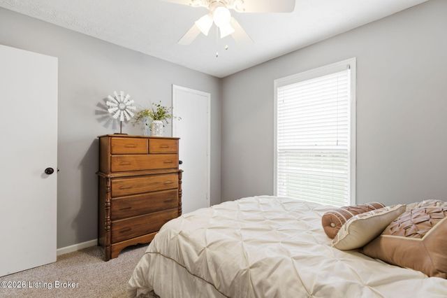 9710 Fairground Rd, Louisville, KY 40291