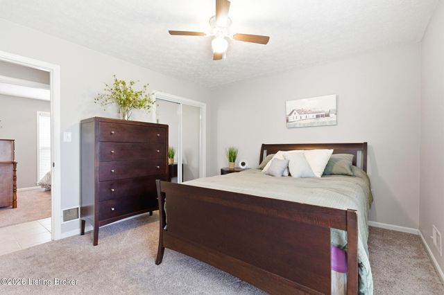 9710 Fairground Rd, Louisville, KY 40291