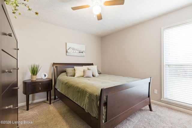 9710 Fairground Rd, Louisville, KY 40291