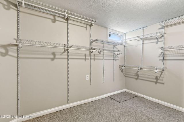 9710 Fairground Rd, Louisville, KY 40291