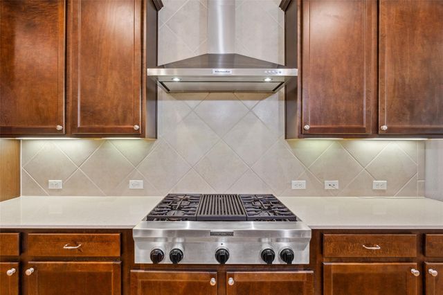 419 Davis Mountain CIR, Georgetown, TX 78633