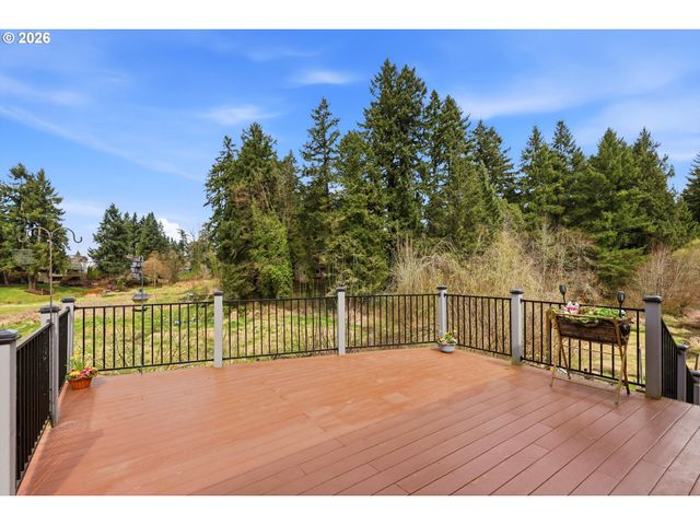 2055 Se OAK CREST Dr, Hillsboro, OR 97123