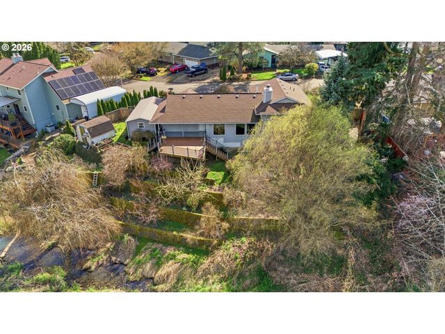 2055 Se OAK CREST Dr, Hillsboro, OR 97123