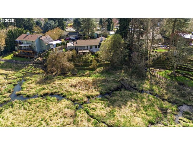 2055 Se OAK CREST Dr, Hillsboro, OR 97123