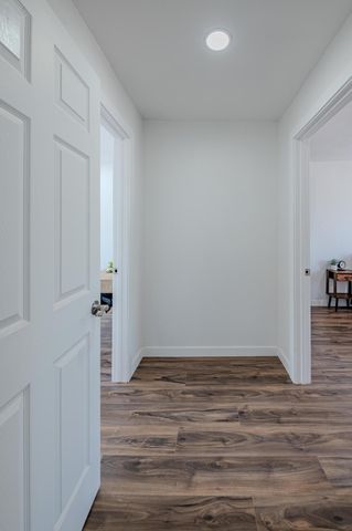 6667 Elwood Drive NW, Los Ranchos, NM 87107
