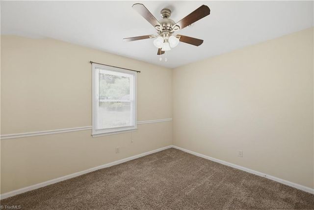 8933 Ambridge Drive, Kernersville, NC 27284