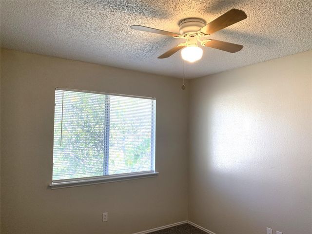 2002 Greencourt Drive, Missouri City, TX 77489