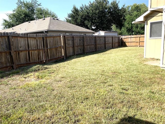 2002 Greencourt Drive, Missouri City, TX 77489