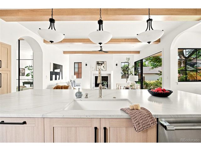 829 S Race St, Denver, CO 80209