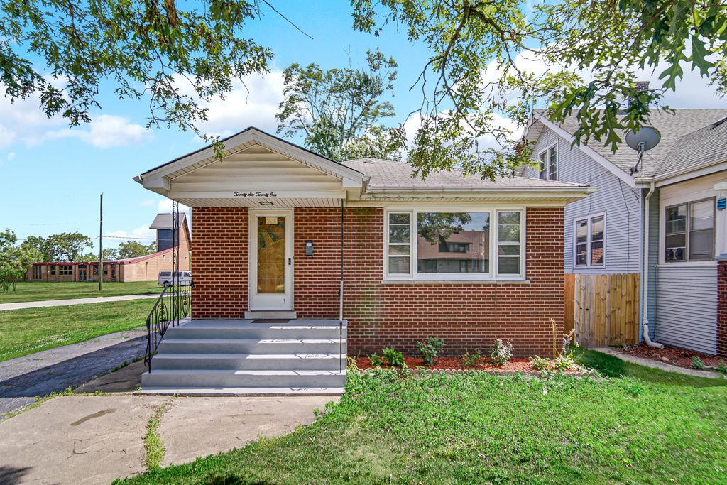 2621 Ridge Road, Lansing, IL 60438