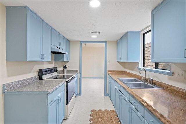 8583 Wilcrest Drive, Houston, TX 77099