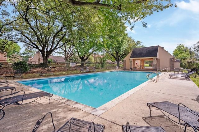 8583 Wilcrest Drive, Houston, TX 77099