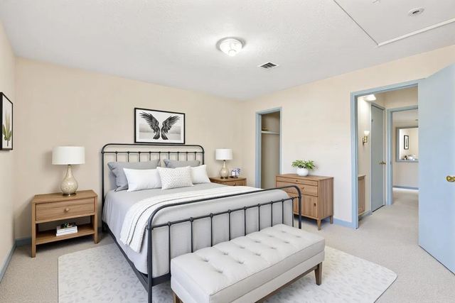 8583 Wilcrest Drive, Houston, TX 77099