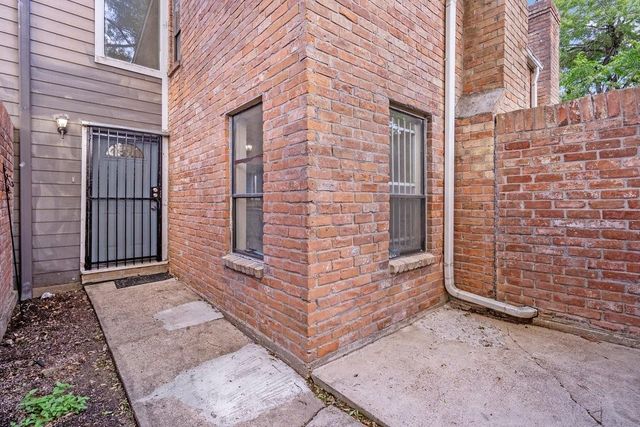 8583 Wilcrest Drive, Houston, TX 77099